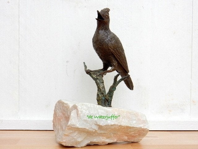 033* Bronzen kuif vogel oprots(Boven €75 geen verzendkosten), Tuin en Terras, Tuinbeelden, Ophalen of Verzenden, Nieuw, Overige materialen