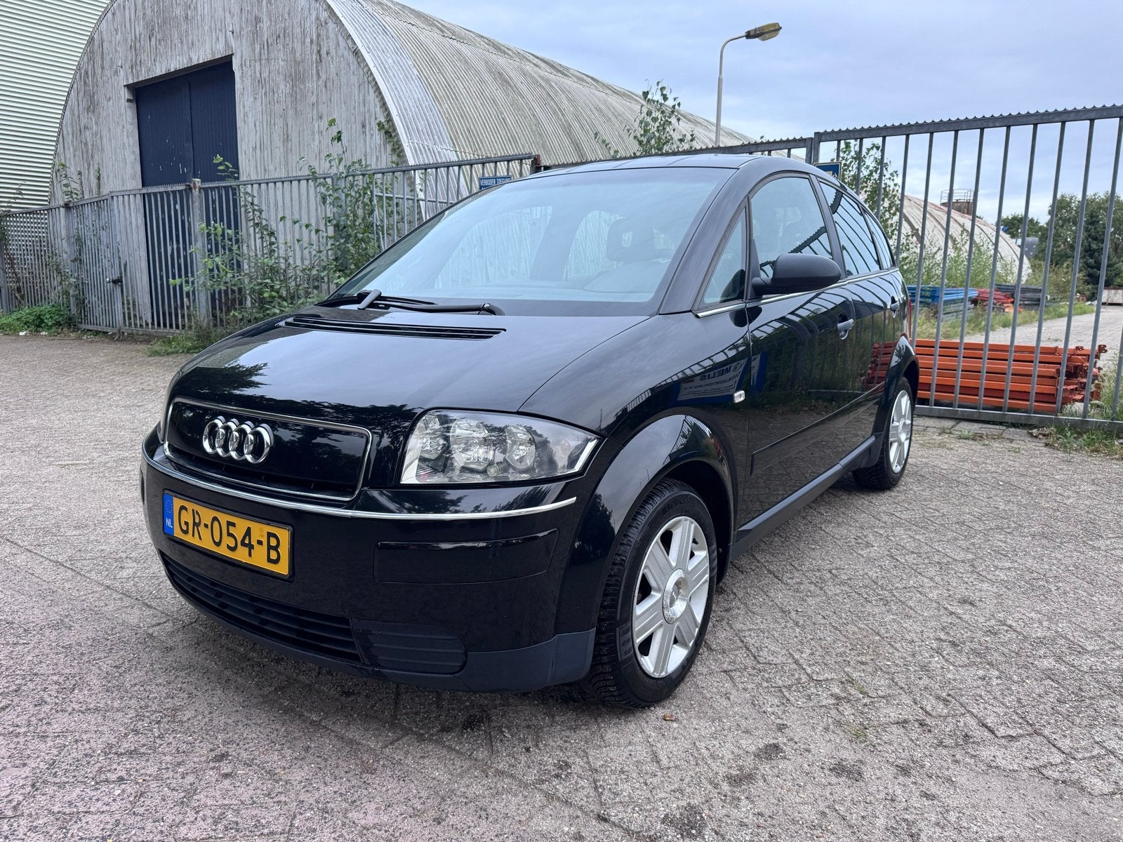 Audi A2 1.4 Benzine Airco Met Nieuw Apk Nette Auto, 74 pk, 31 €/maand, 4 stoelen, Zwart