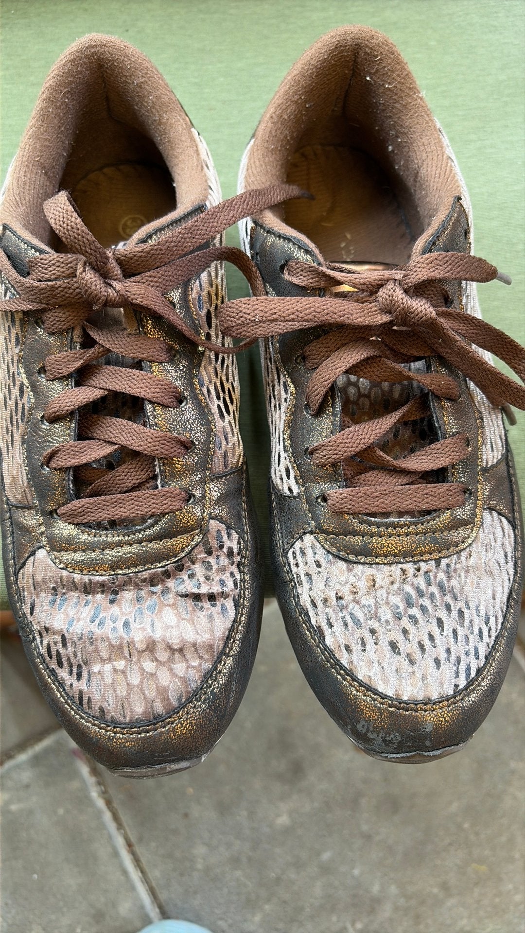 Sneakers panter print mt 39, Bruin, Ophalen of Verzenden, Sneakers of Gympen, Gedragen