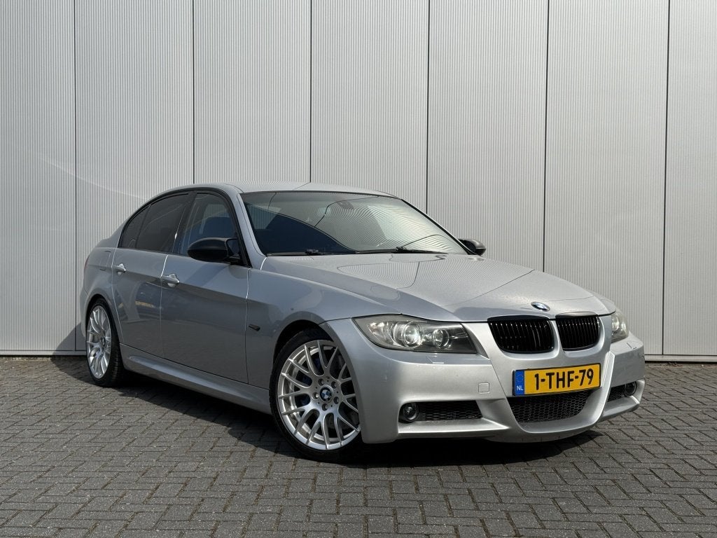 BMW 3-serie 335xi High Executive (bj 2008, automaat), Auto's, BMW, Automaat, Bedrijf, Vierwielaandrijving, 1635 kg