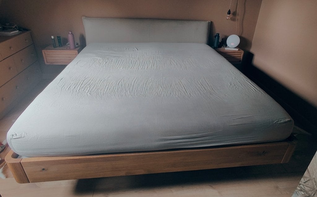 Luxe natuurlatex bed met massief houten frame 180x200, Ophalen, Beige, Tweepersoons, Zo goed als nieuw