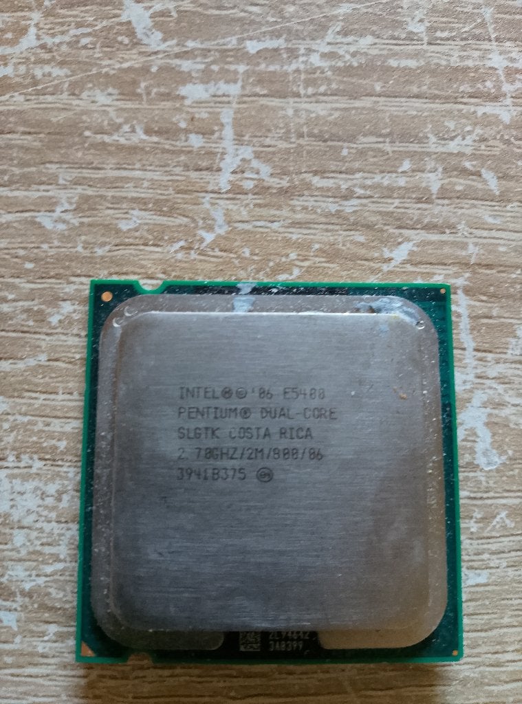 Intel Pentium Dual‑Core E5400, Computers en Software, Processors, Gebruikt, Socket 775, 2 tot 3 Ghz, Ophalen of Verzenden