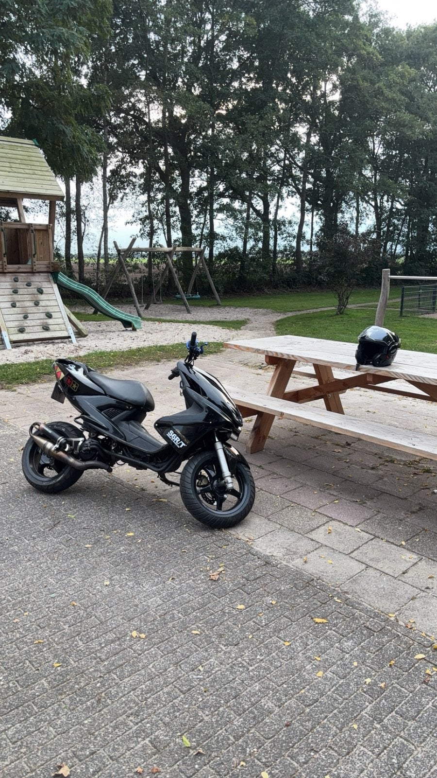 Yamaha aerox ( TE RUIL), Ophalen, Zo goed als nieuw, Benzine, Aerox