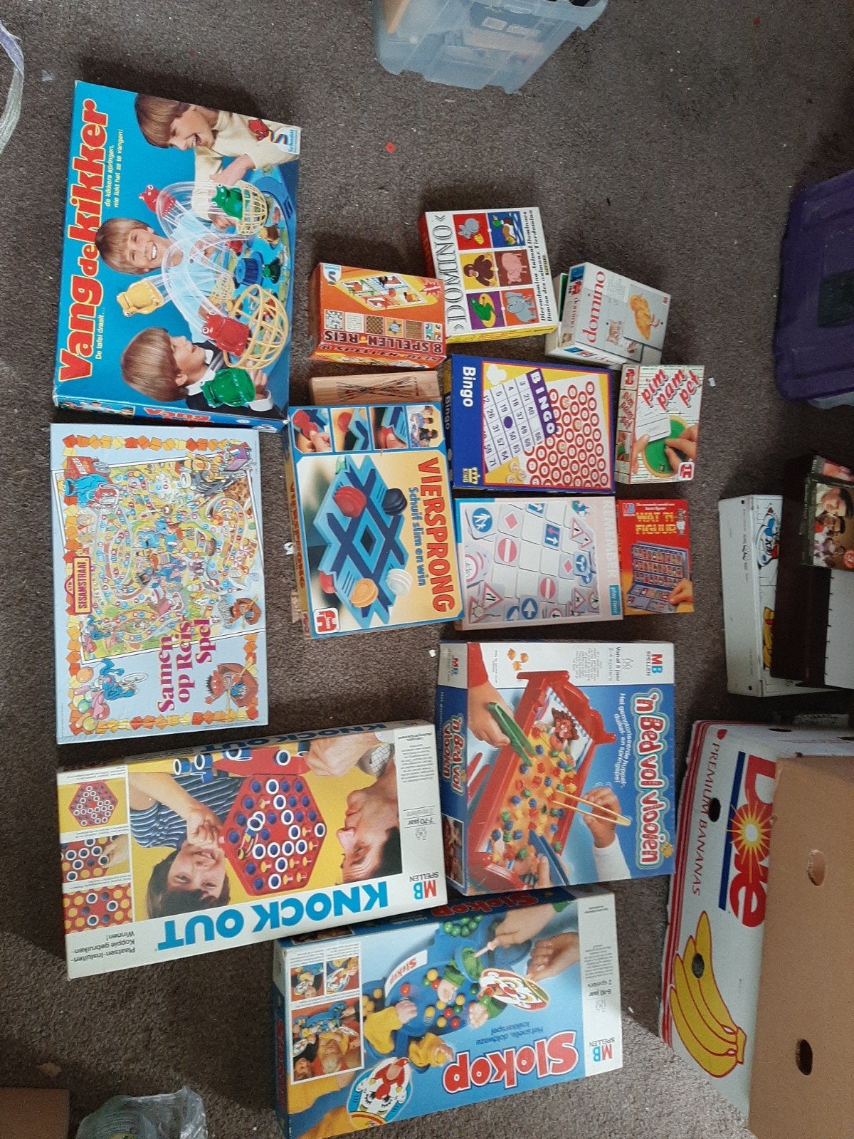 gezelschap spellen, Ophalen