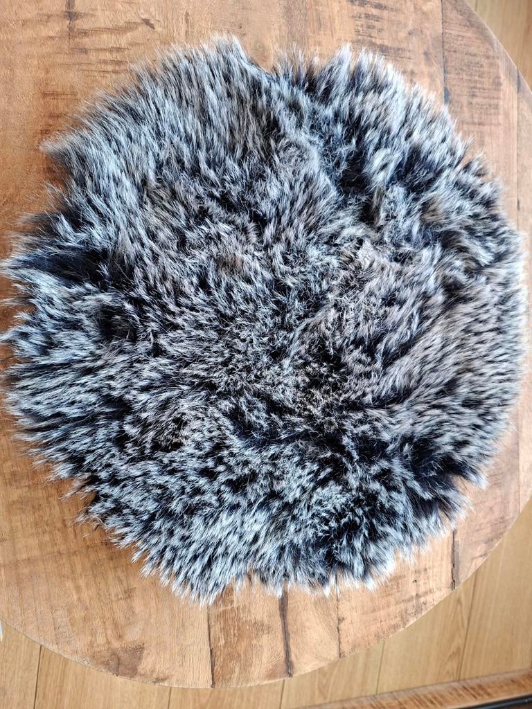 Decoratief bontje, Ophalen