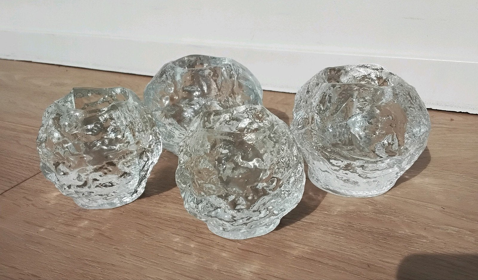 Kosta Boda Snowball Waxinelichthouder, vanaf prijs per stuk!, Kosta Boda, Waxinelichthouder, Ophalen of Verzenden, Glas