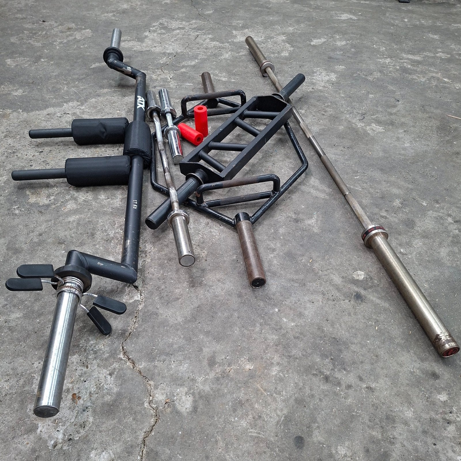 Verschillende Olympische Barbells Atx , multi grip, trap bar, Sport en Fitness, Fitnessmaterialen, Ophalen, Zo goed als nieuw