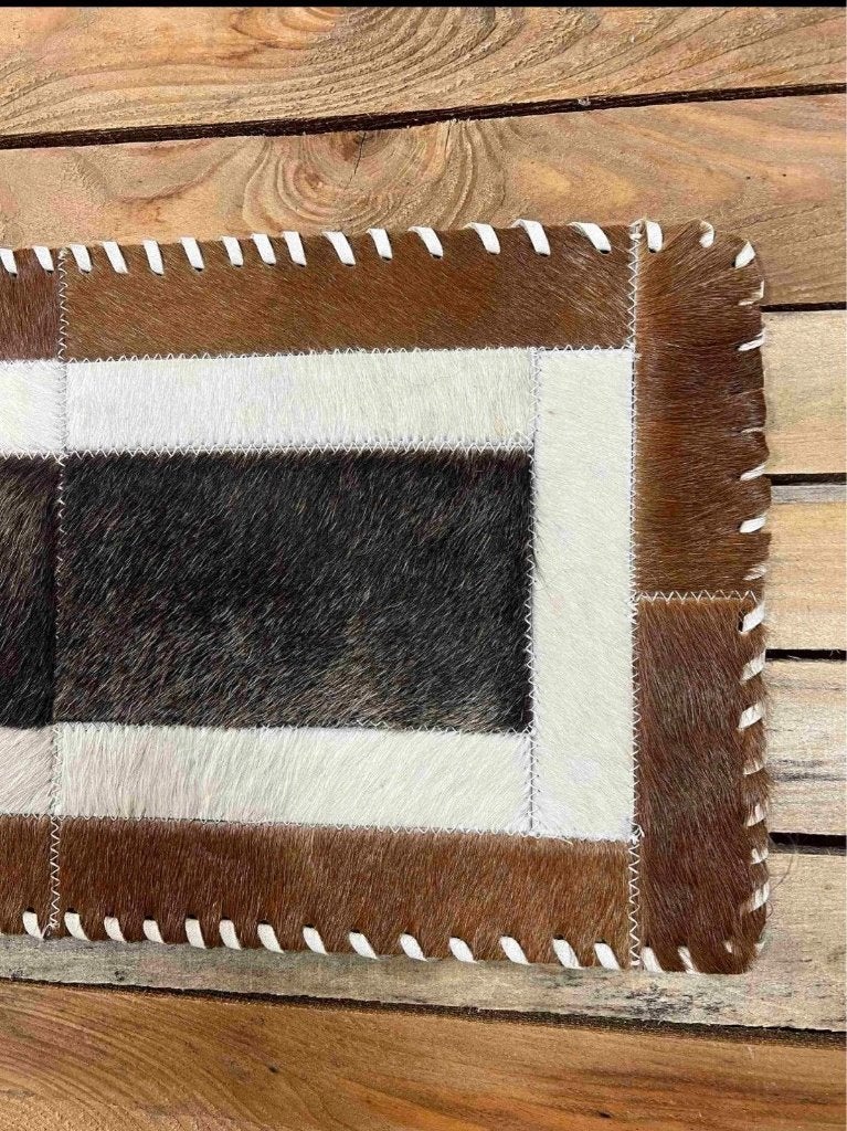 Patchwork koeienhuid tafelloper  60/31 cm, Djt@dejuistetoon.eu, Ophalen of Verzenden, Zo goed als nieuw, Mon Plaisir 19, Etten-Leur, Netherlands