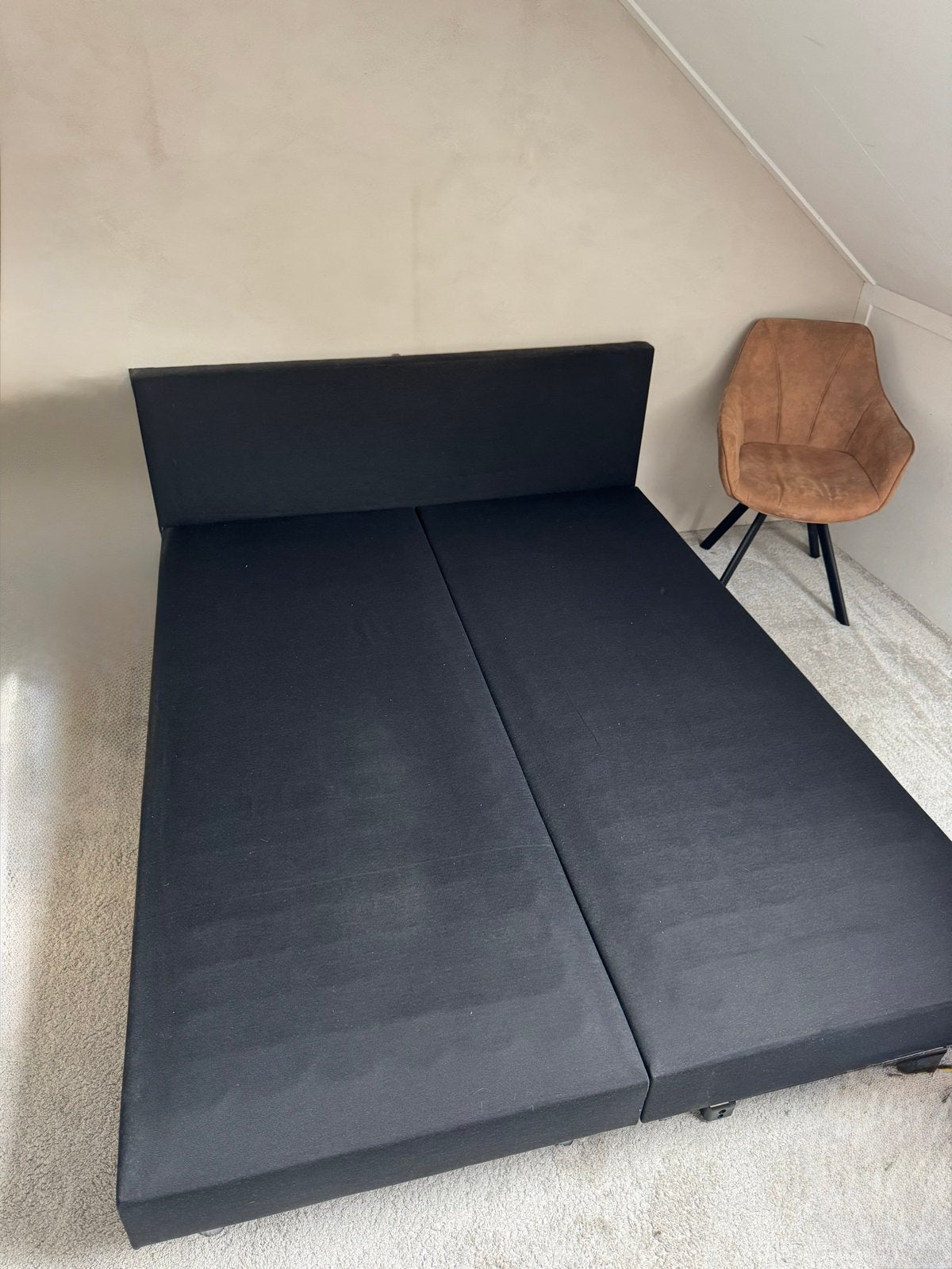 Tweepersoonsbed met hoofdbord - 180x200 cm