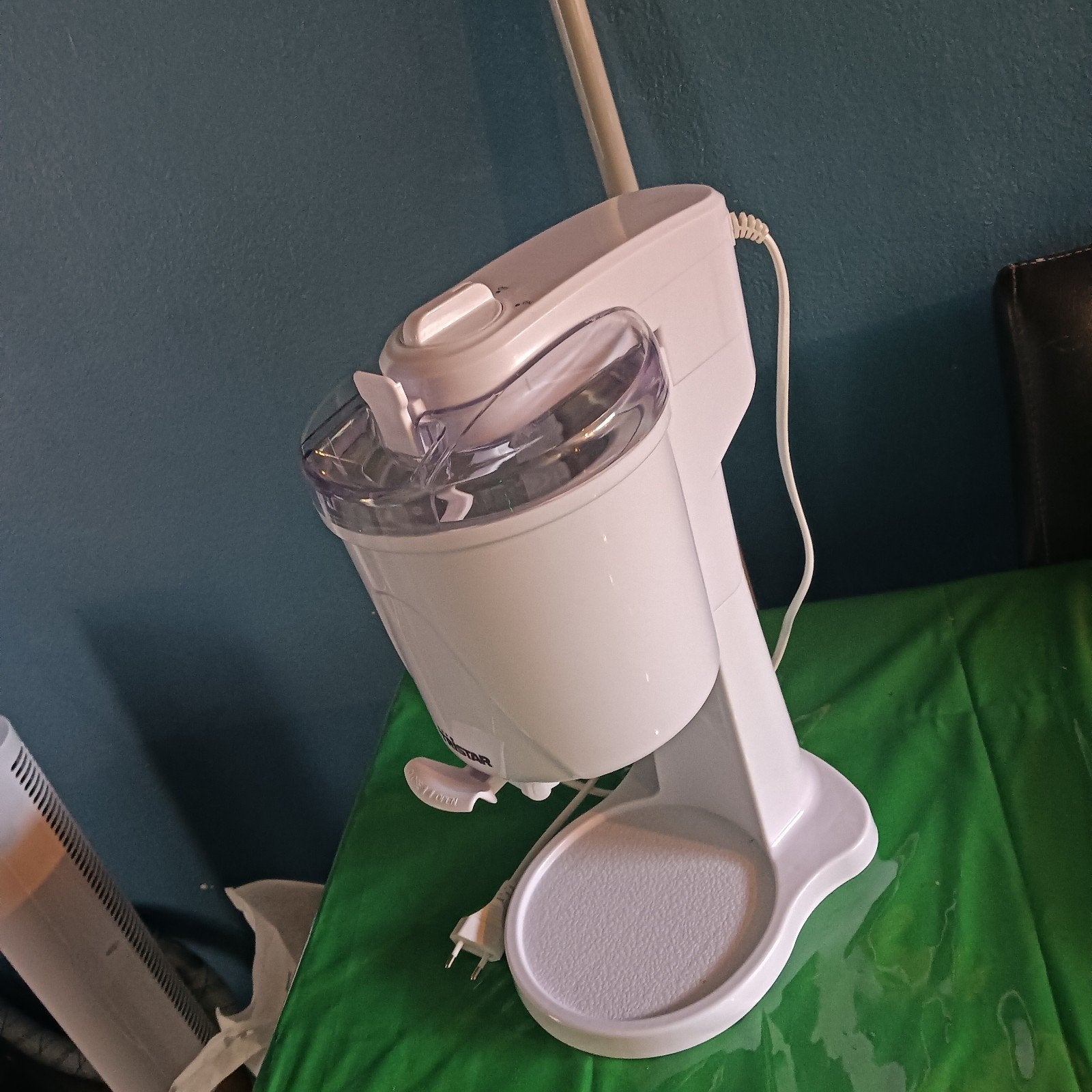 Zgan Tristar soft ijsmachine, Ophalen, Overige typen, Zo goed als nieuw, Wit