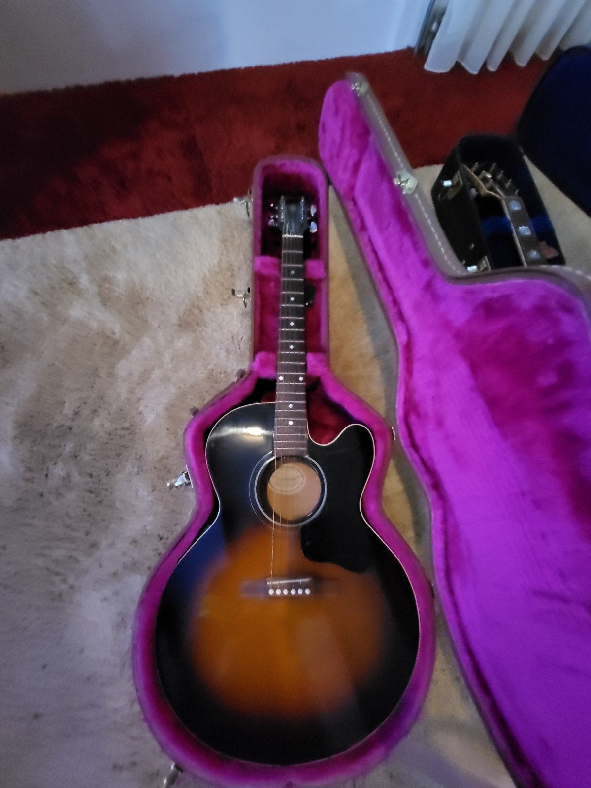 Foto 4 van Gibson Standard akoestische gitaar met koffer