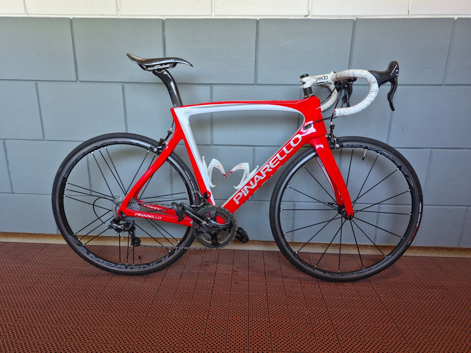 Pinarello Dogma F8 55 cm, Carbon, Zo goed als nieuw, Meer dan 20 versnellingen, 53 tot 57 cm