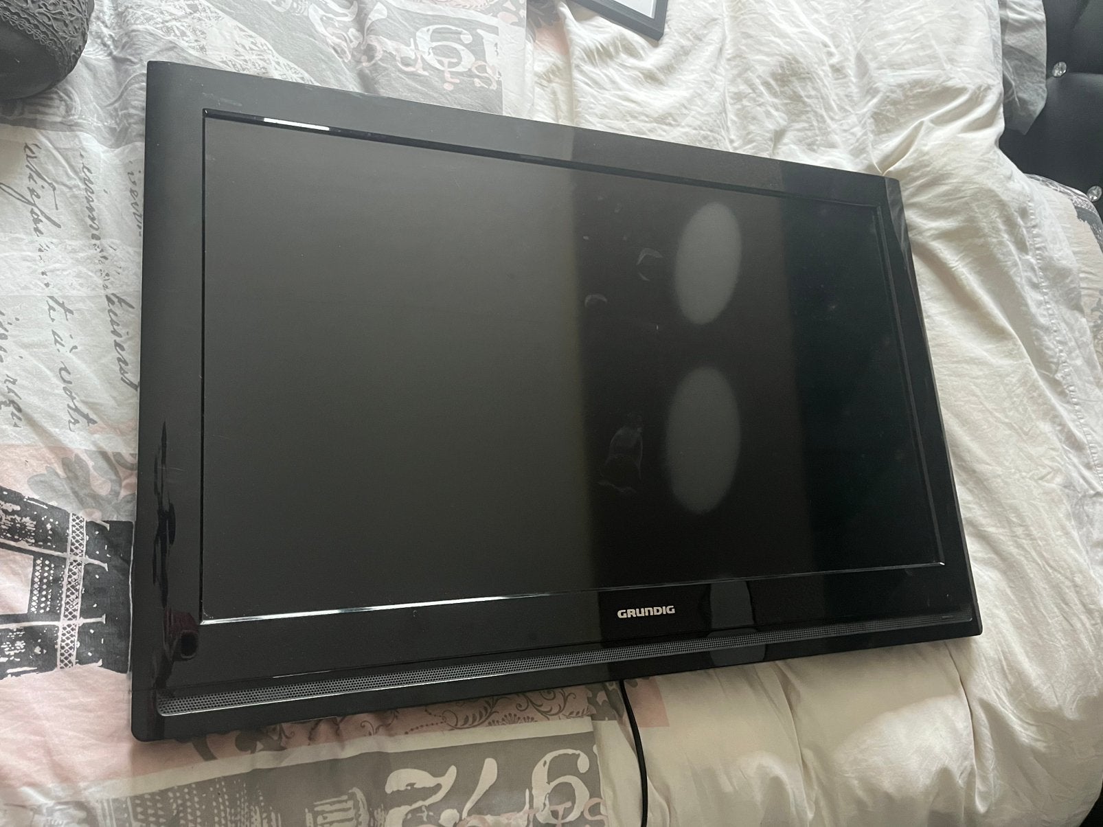 80cm grundig tv, Audio, Tv en Foto, Ophalen, Zo goed als nieuw, 50 Hz, Grundig