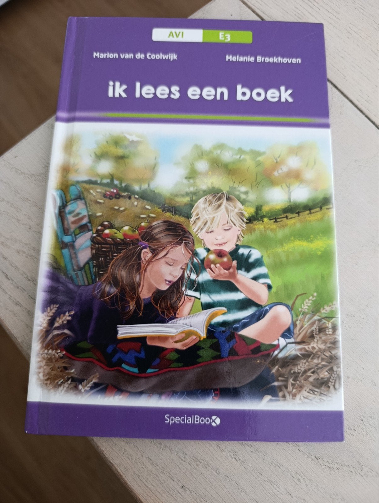 Ik lees een boek - AVI E3 - Zo goed als nieuw, Ophalen of Verzenden, Zo goed als nieuw, Marion van de Coolwijk, Melanie Broekhoven