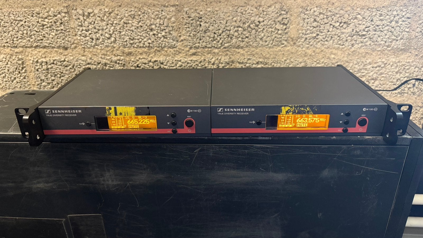 2x Sennheiser EW100 G3 ontvanger EM100 B band, Ophalen of Verzenden, Gebruikt, Overige typen, Draadloos