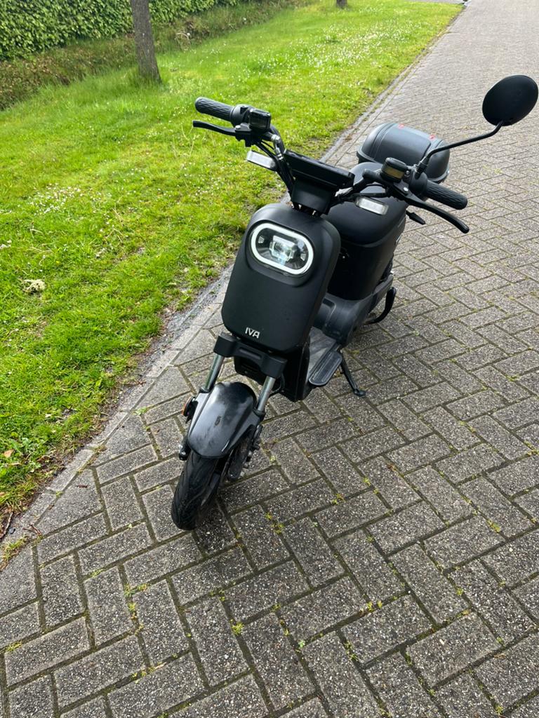 IVA E-GO S2 Scooter, Fietsen en Brommers, Snorfietsen en Snorscooters, Ophalen, Zo goed als nieuw, Elektrisch, Overige merken