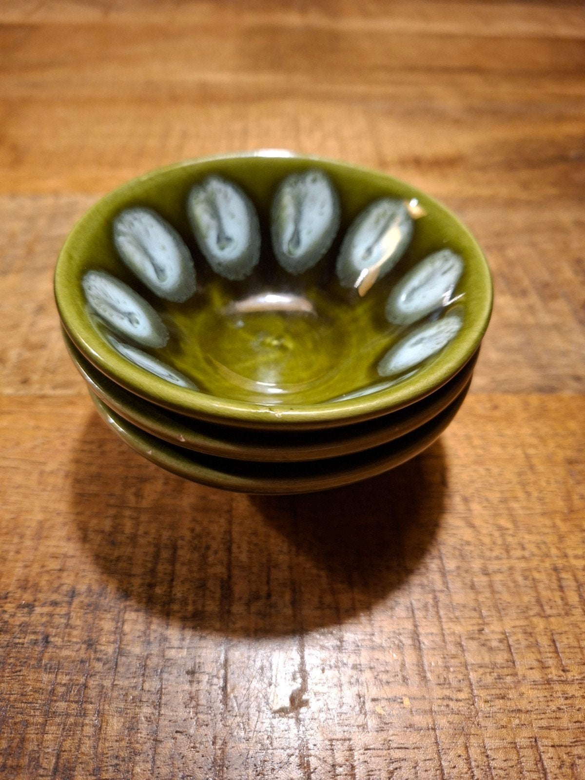 Set van 3 vintage groene schaaltjes met bloemmotief, Antiek en Kunst, Ophalen of Verzenden