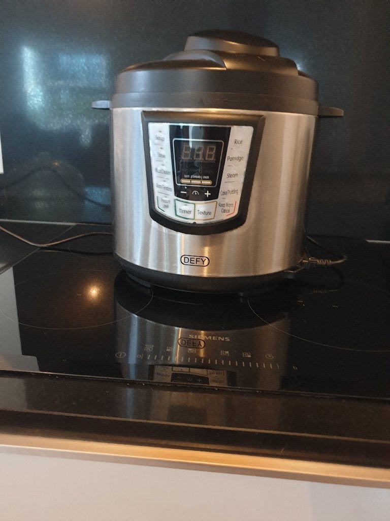 DEFY Pressure Cooker, Ophalen, Snelkookpan, Gebruikt, Antiaanbaklaag
