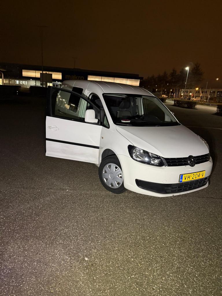 Volkswagen Caddy, Ophalen