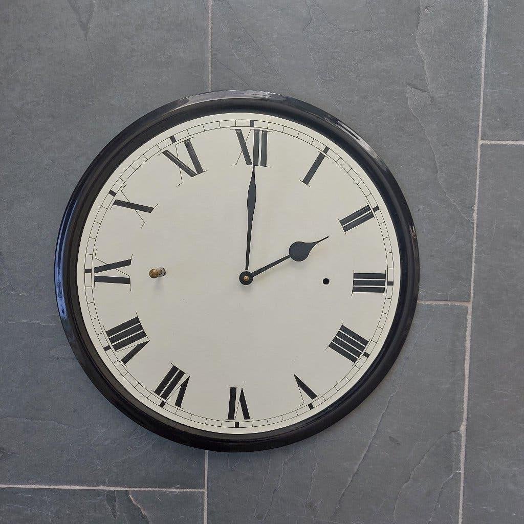 Klok Emaille - Crème / Zwart - Ø40 cm, Ophalen of Verzenden, Gebruikt, Wandklok