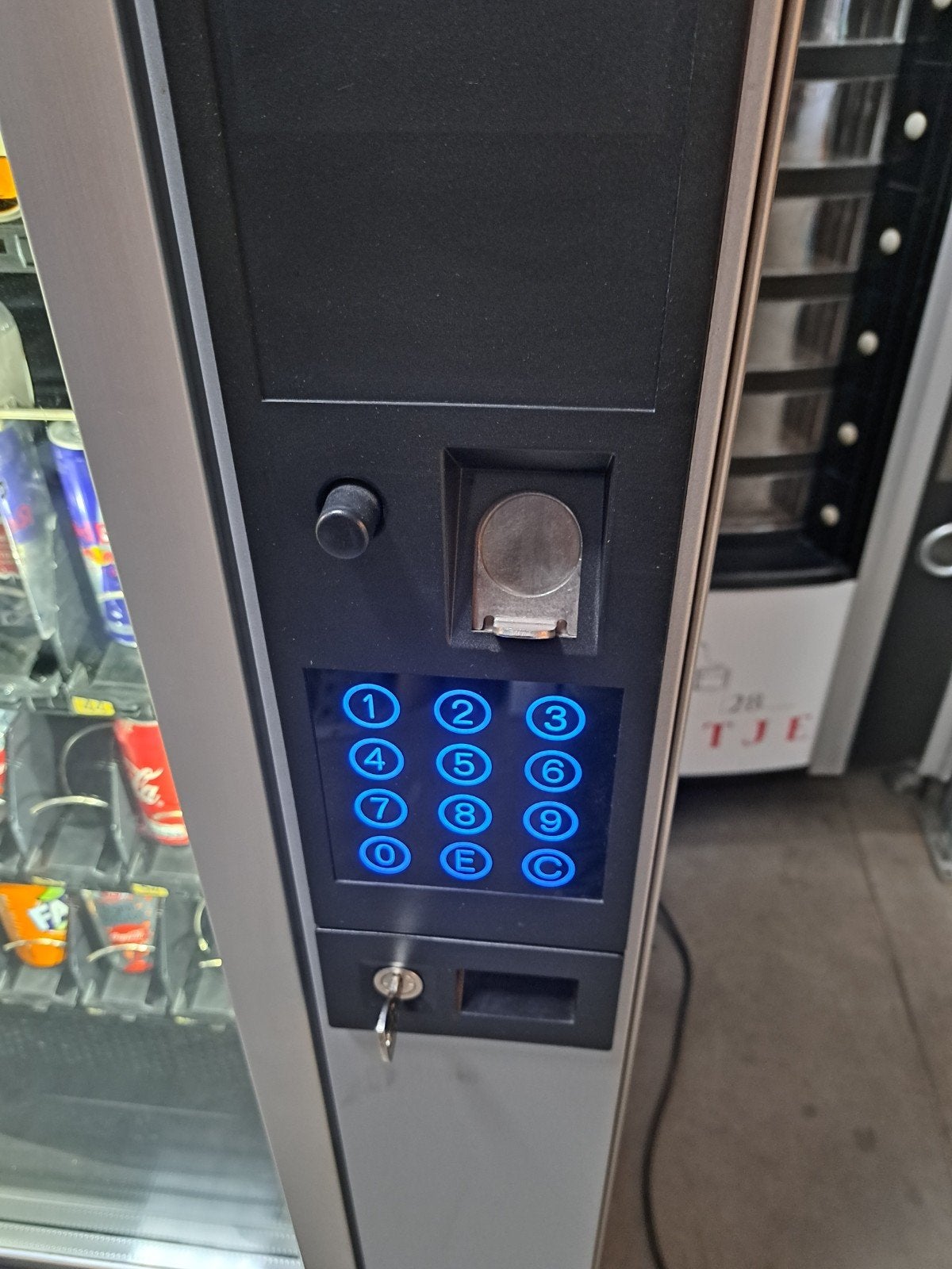 combi automaat Necta gekoeld compact model, Ophalen