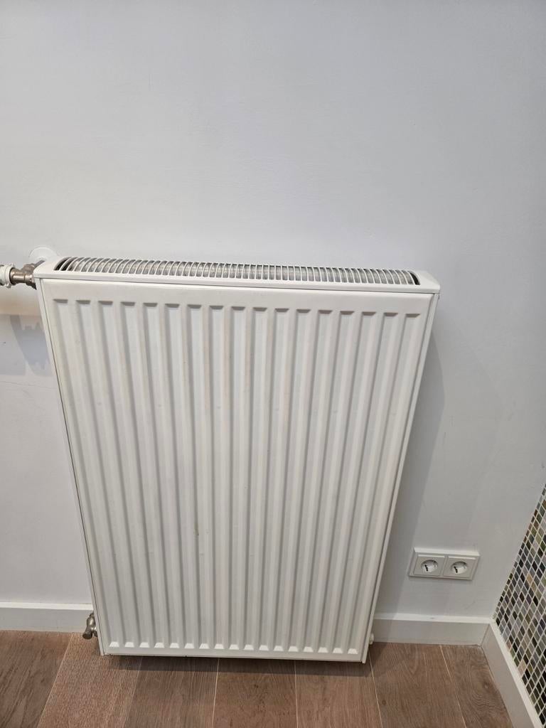 Diverse radiatoren te koop in verschillende afmetingen, Doe-het-zelf en Verbouw, Verwarming en Radiatoren, Ophalen, 30 tot 80 cm