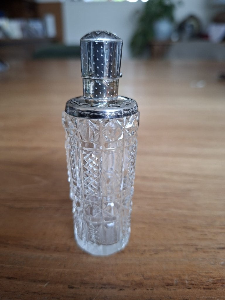 Kristallen parfumflesje met zilveren dop, Ophalen of Verzenden