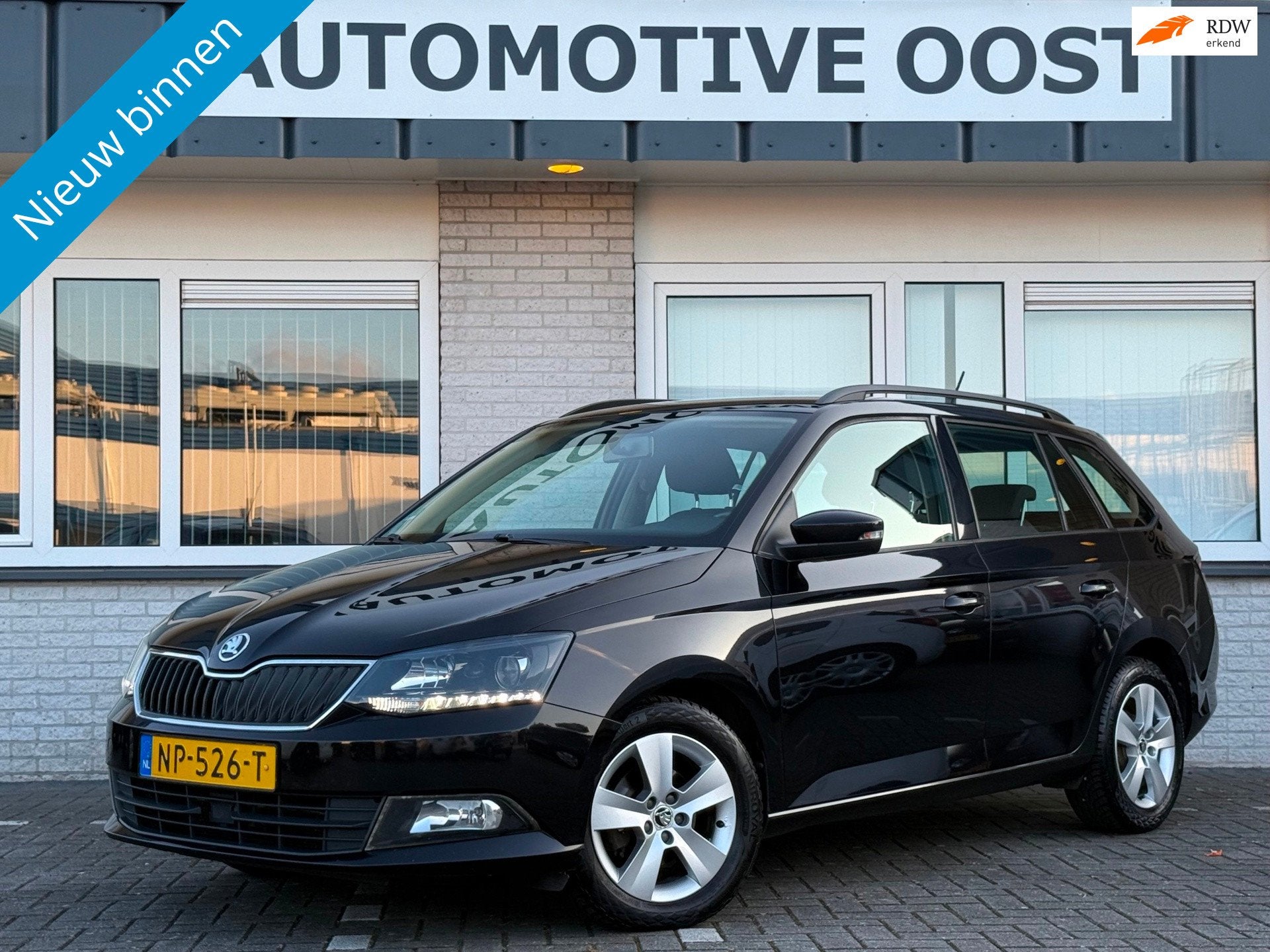 Skoda Fabia Combi 1.4 TDI Ambition Business 2017|Navigatie|L, Auto's, Voorwielaandrijving, Gebruikt, Parkeersensor, Zwart