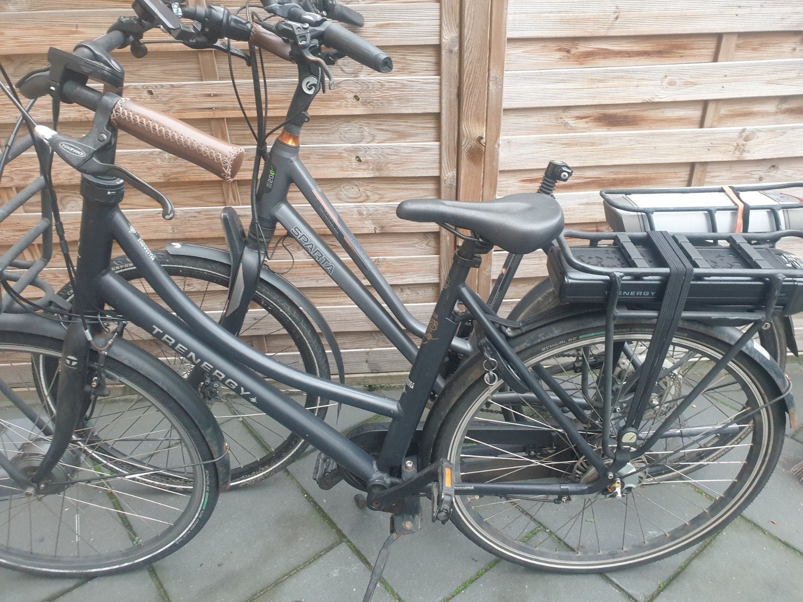 Twee defecte elektrische fietsen (Sparta en TrenERGY), Fietsen en Brommers, Ophalen of Verzenden, Gebruikt, Minder dan 30 km per accu