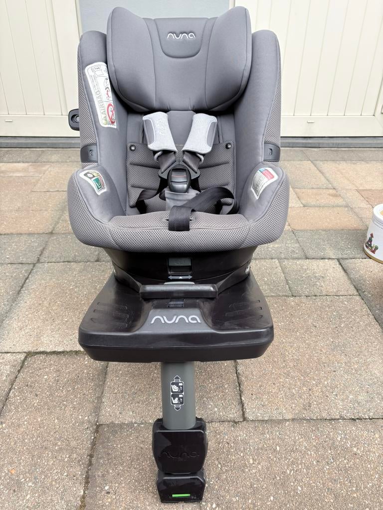 Nuna Prym autostoel met Nuna base, Kinderen en Baby's, Autostoeltjes, Ophalen, Zo goed als nieuw, Overige merken, Isofix