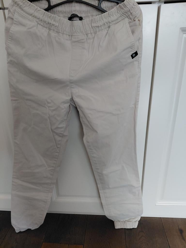 Stoere ecru kleurige broek nik&nik maat 16/176, Broek, Nik&Nik, Ophalen of Verzenden, Zo goed als nieuw