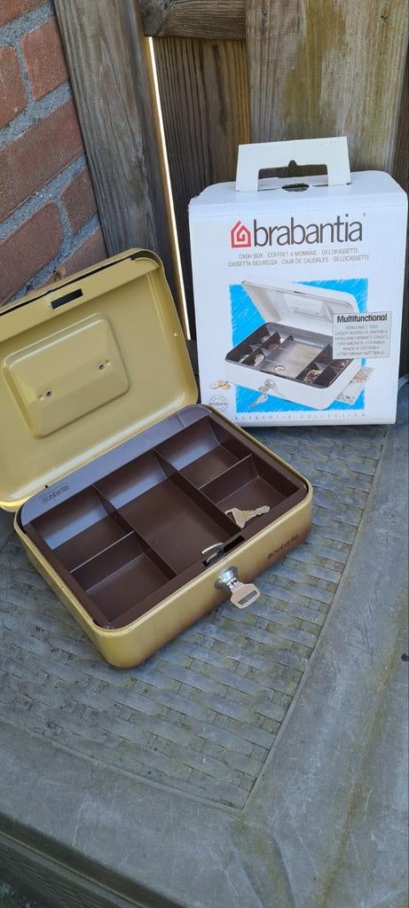 Vintage Brabantia geldkist met muntenbakje en 2 sleutels, Ophalen of Verzenden, Gebruikt, Brandkast