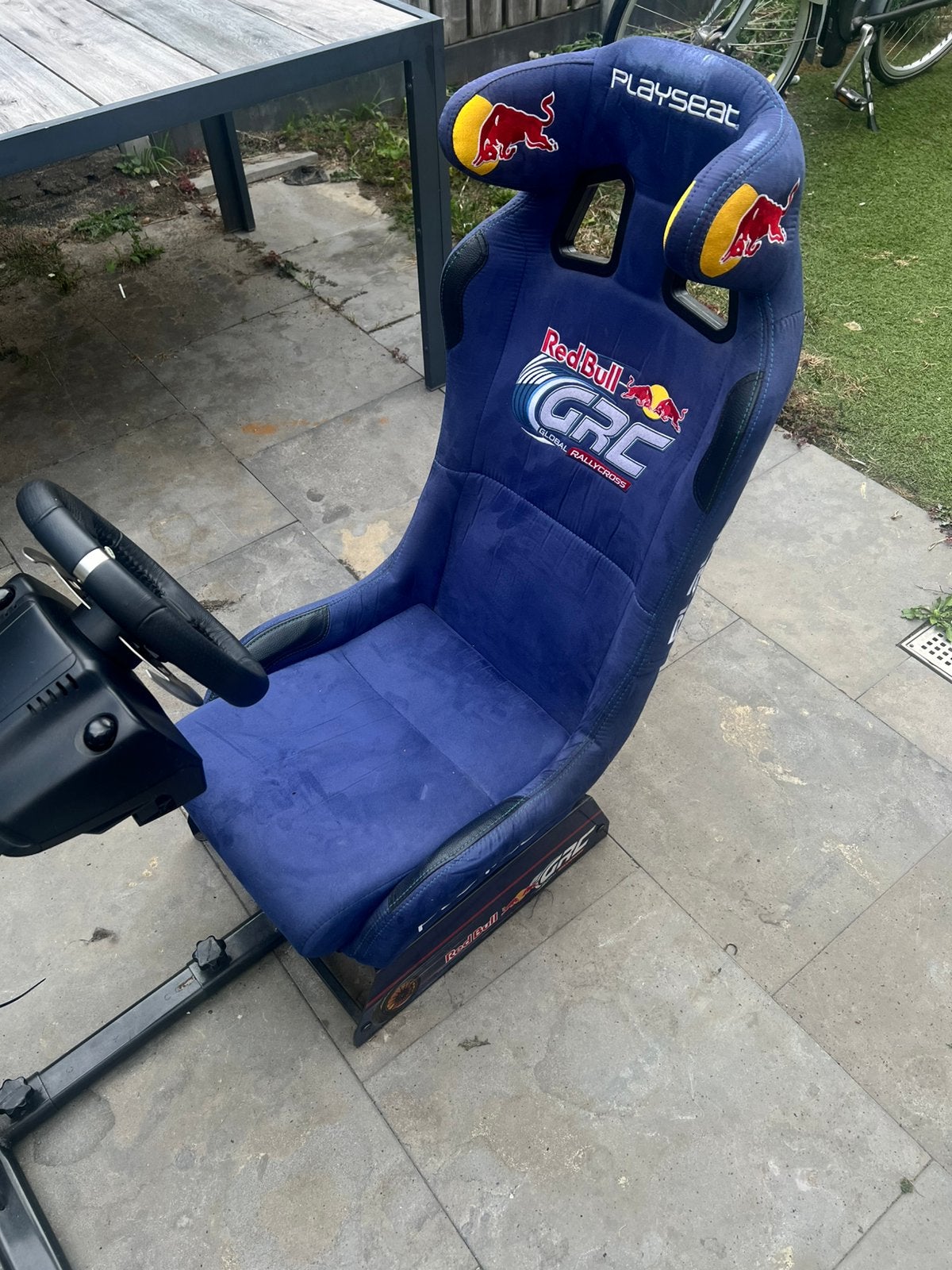 Playseat redbull racing incl stuur en pedalen, Spelcomputers en Games, Ophalen, Gebruikt, Stuurtje of Sportattribuut, Xbox One