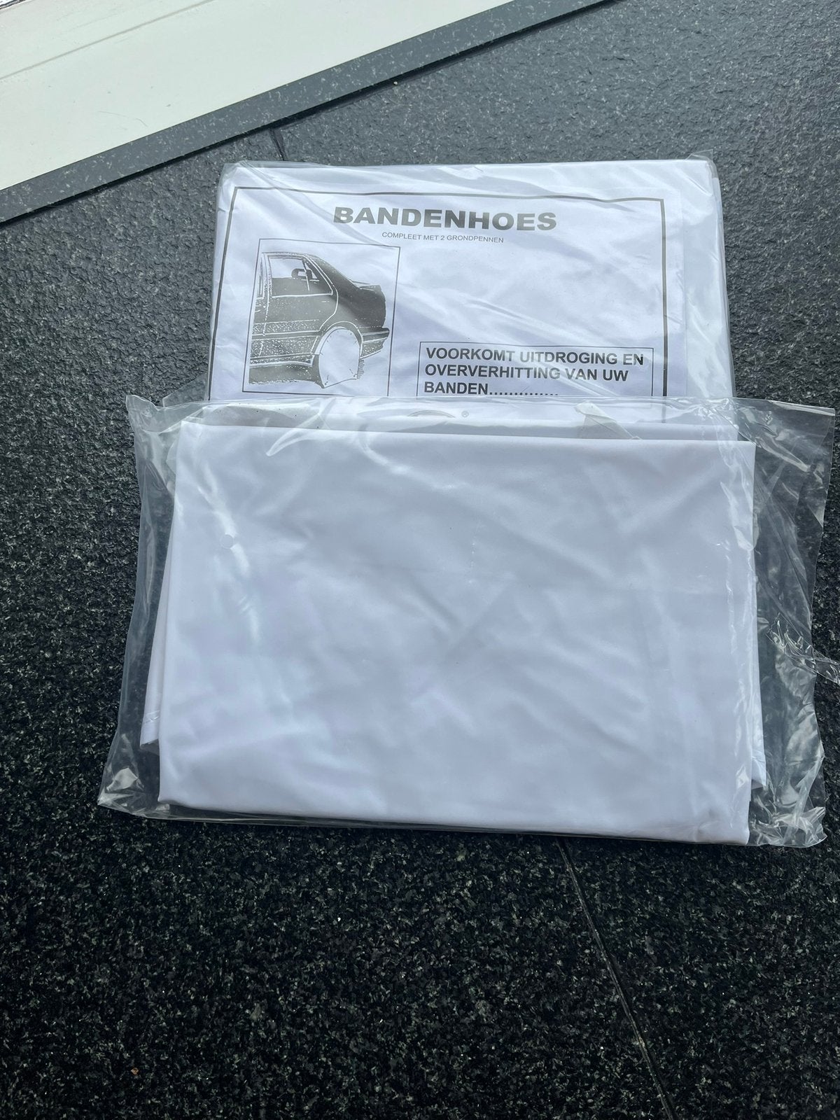 Twee nieuwe bandenhoezen, Ophalen of Verzenden, Nieuw