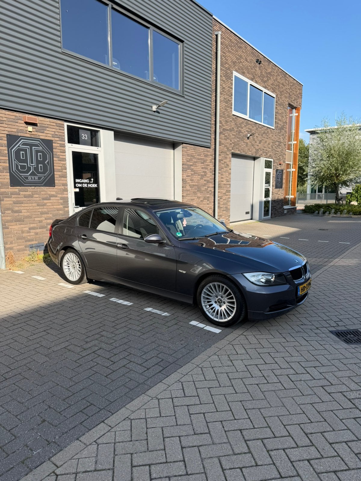 Bmw e90 318i uniek 2007, Auto-onderdelen, Ophalen of Verzenden, Voor, BMW, Bumper