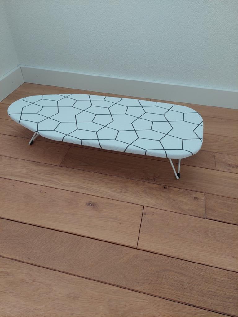 IKEA JALL Strijkplank - Compact en Nooit Gebruikt, Witgoed en Apparatuur, Strijkijzers en Strijkplanken, Ophalen of Verzenden