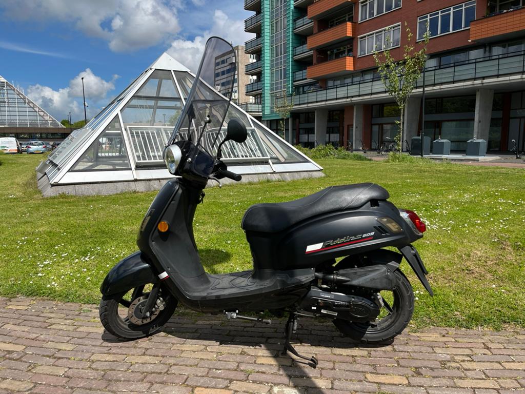 SYM fiddle 2 scooter, Fietsen en Brommers, Ophalen, Zo goed als nieuw, Benzine, Fiddle