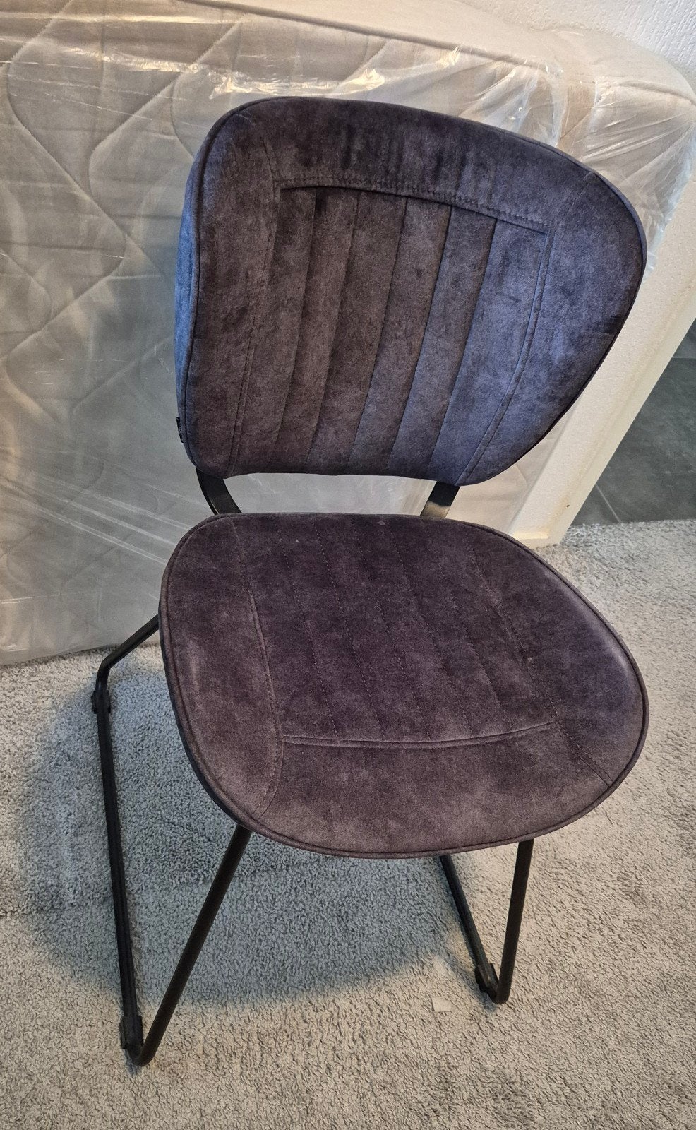 4 zeer nette stoelen, Ophalen, Gebruikt, Grijs, Stof
