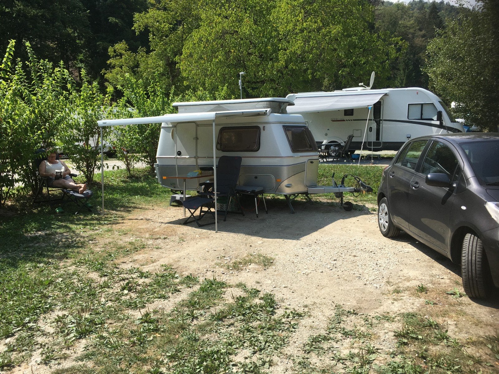 Eriba (touring) 230 gt, Caravans en Kamperen, Caravans, Standaardzit, Tot en met 2, Luifel, Particulier