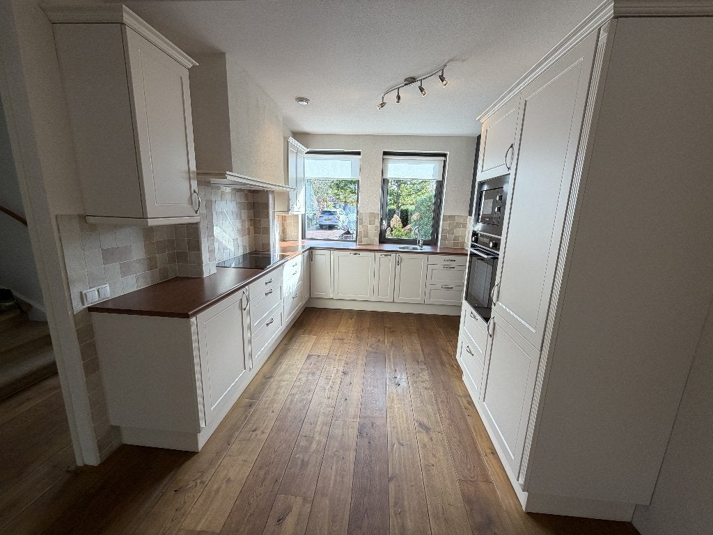 Landelijke Keller-keuken incl. inbouwapparatuur, Huis en Inrichting, Ophalen, Gebruikt, Hoekkeuken, Kunststof