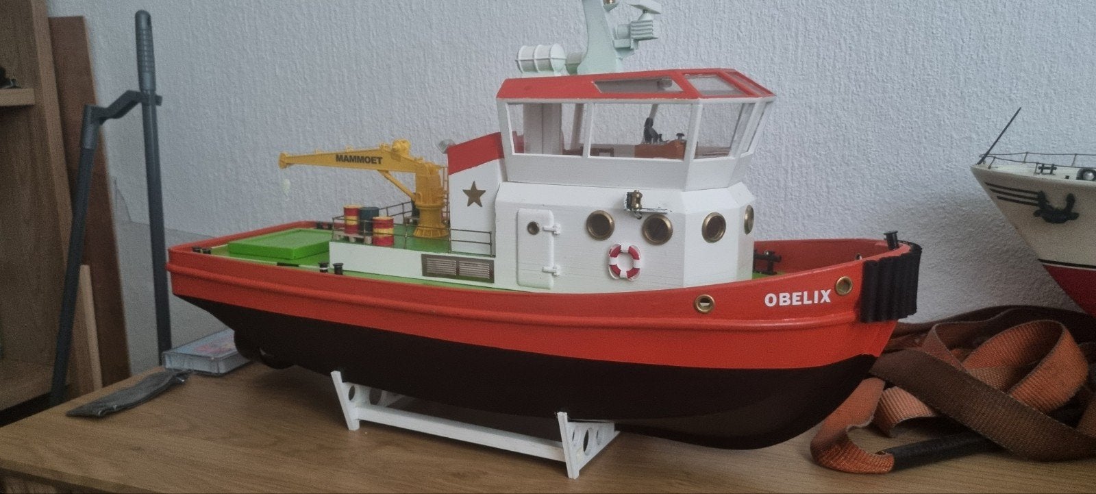 mooi sleepboot met kraan, Ophalen, Zo goed als nieuw, 1:50 tot 1:200, Overige merken