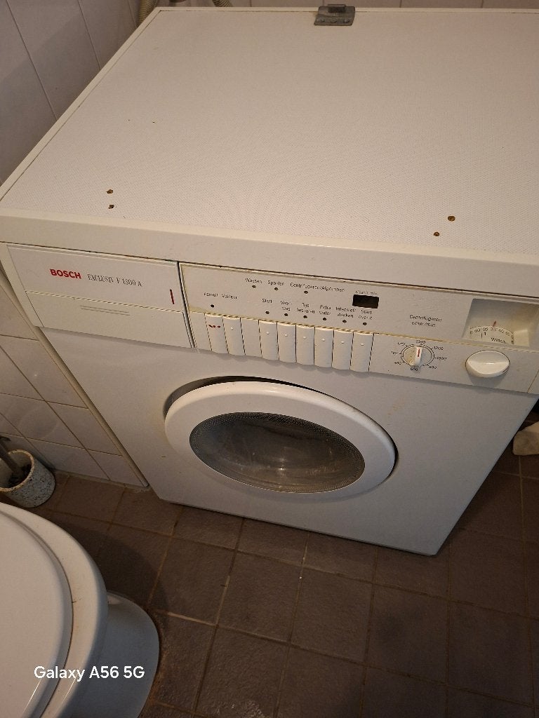 Goede wasmachine bosch exclusiv f1300a, Witgoed en Apparatuur, Wasmachines, Ophalen, Gebruikt, Wolwasprogramma, Voorlader