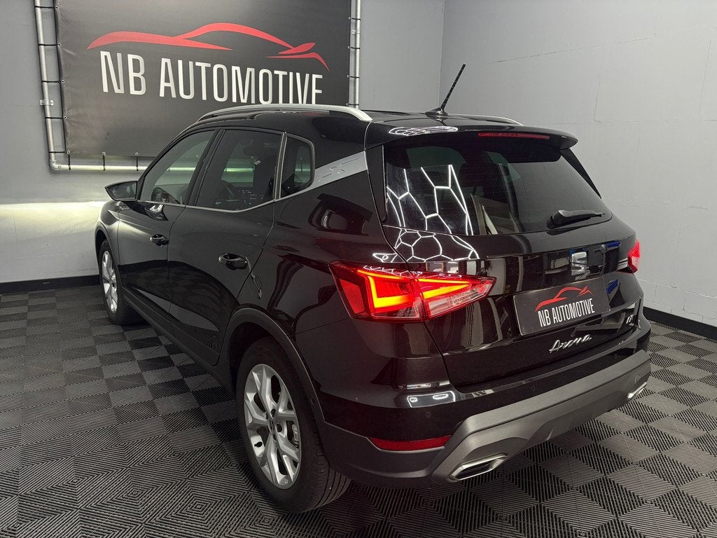 Seat Arona 1.0 TSI FR Business Connect, Stof, Gebruikt, 610 kg, Zwart