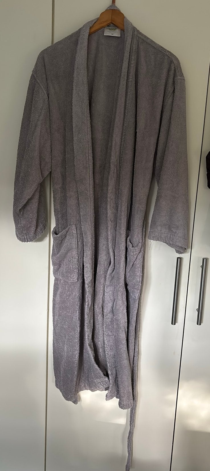 Gratis af te halen grijze badjas , nieuw, Kleding | Dames, Ophalen, Nieuw, Grijs, Overige typen