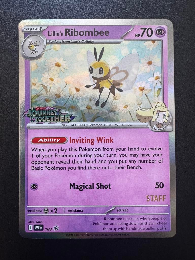Lillie's Ribombee (SVP 183) STAFF Promo // Near Mint++, Ophalen of Verzenden, Nieuw, Losse kaart, Foil