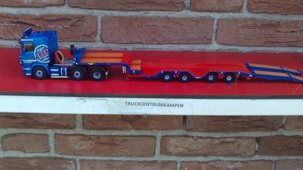WSI  Scania  R4  Flat  Roof  van  G.  van  Doesburg.
