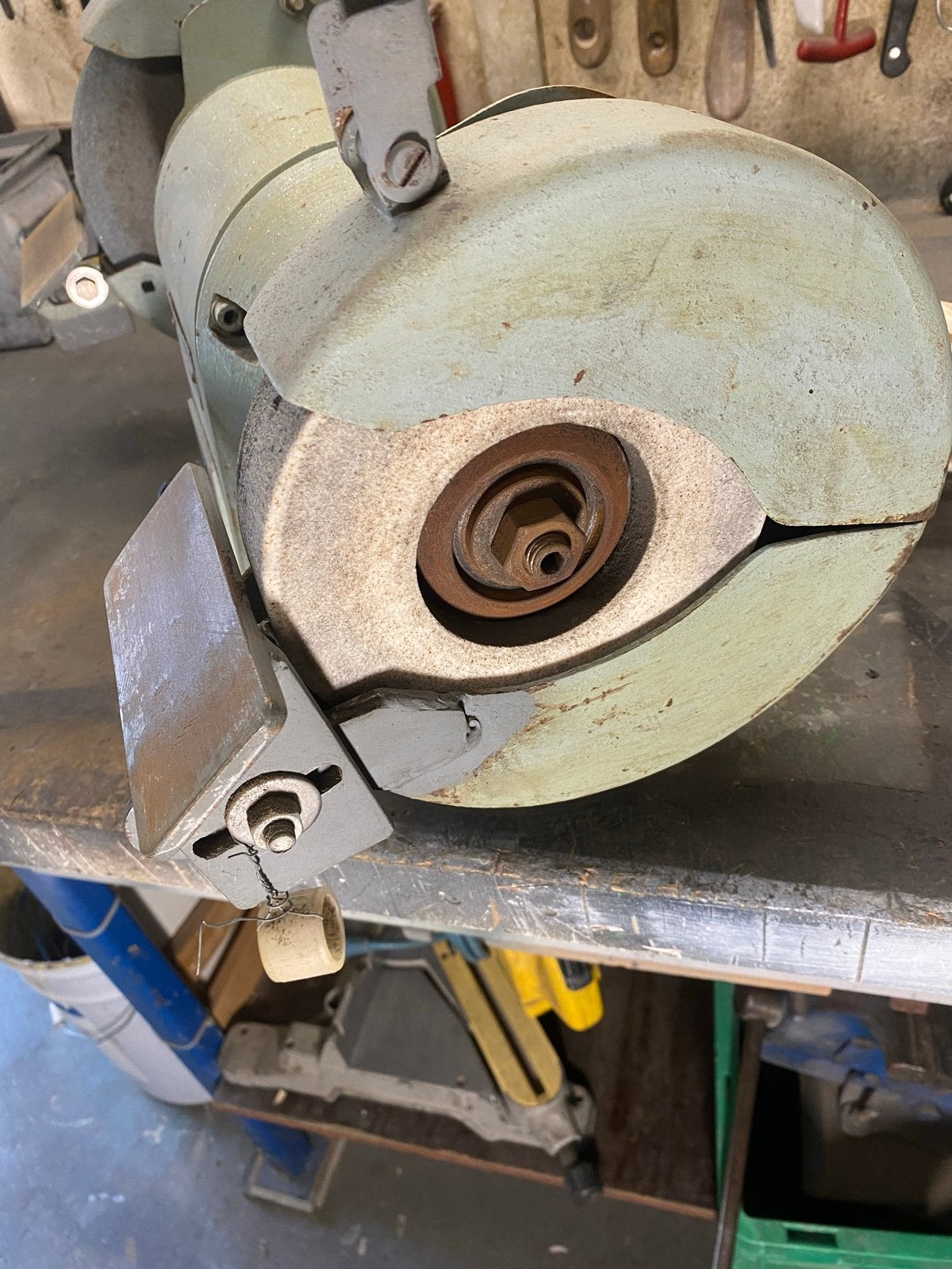 Metabo Werkbankslijpmachine 7211W - Robuust en Betrouwbaar, Doe-het-zelf en Verbouw, Gereedschap | Slijpmachines, Ophalen, Gebruikt