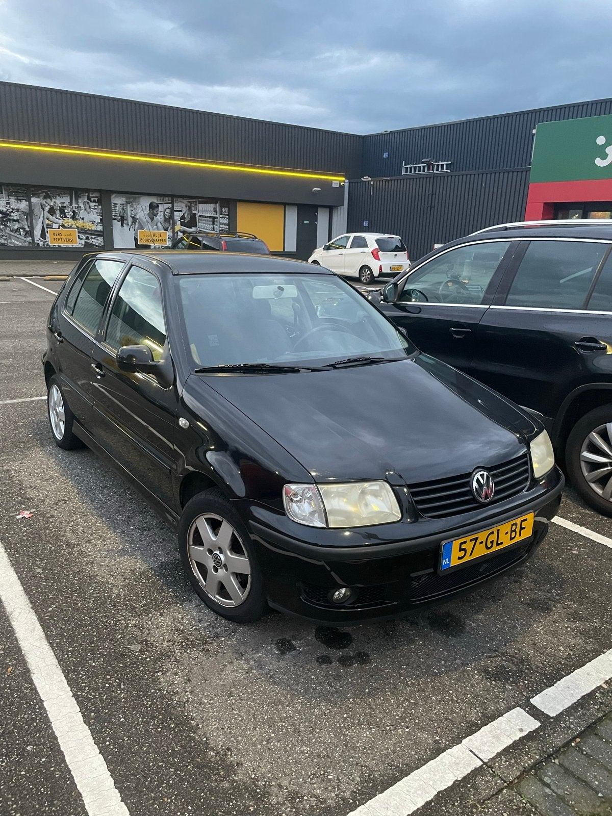 Volkswagen Polo 1.4 55KW 2001 Zwart, Auto's, Voorwielaandrijving, 450 kg, 4 cilinders, 918 kg