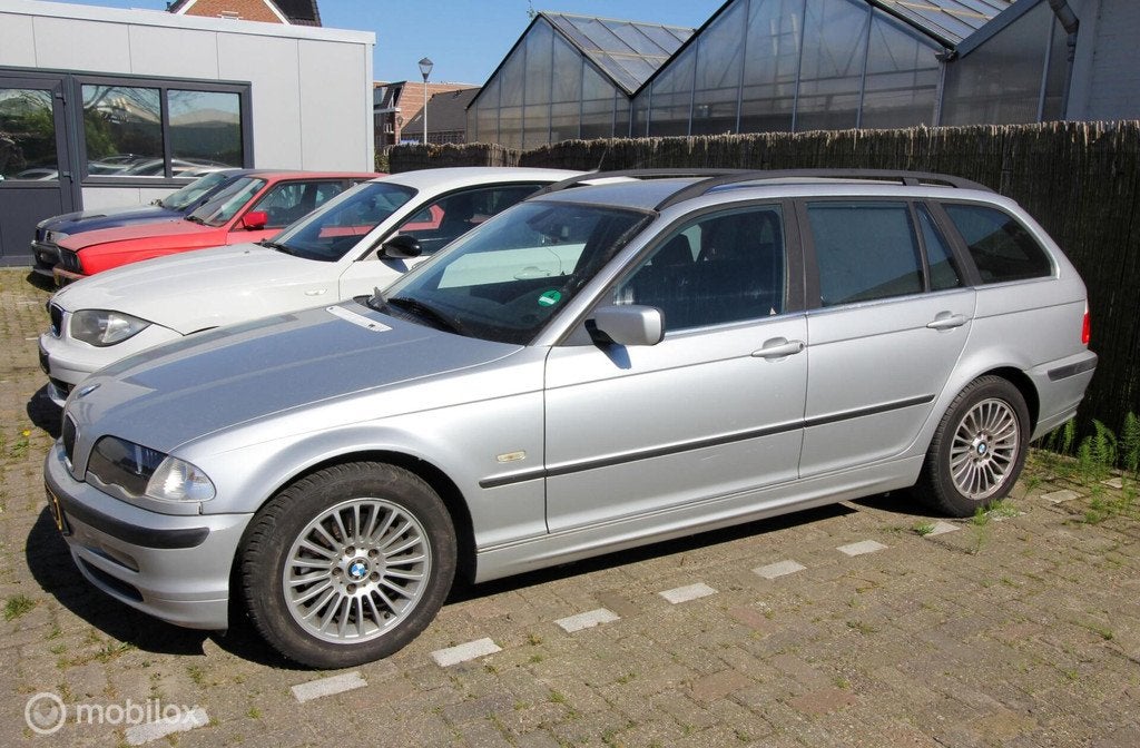 BMW 3-serie Touring 320i Executive 6-cilinder E46, Auto's, BMW, Origineel Nederlands, 1600 kg, 170 pk, 3-Serie