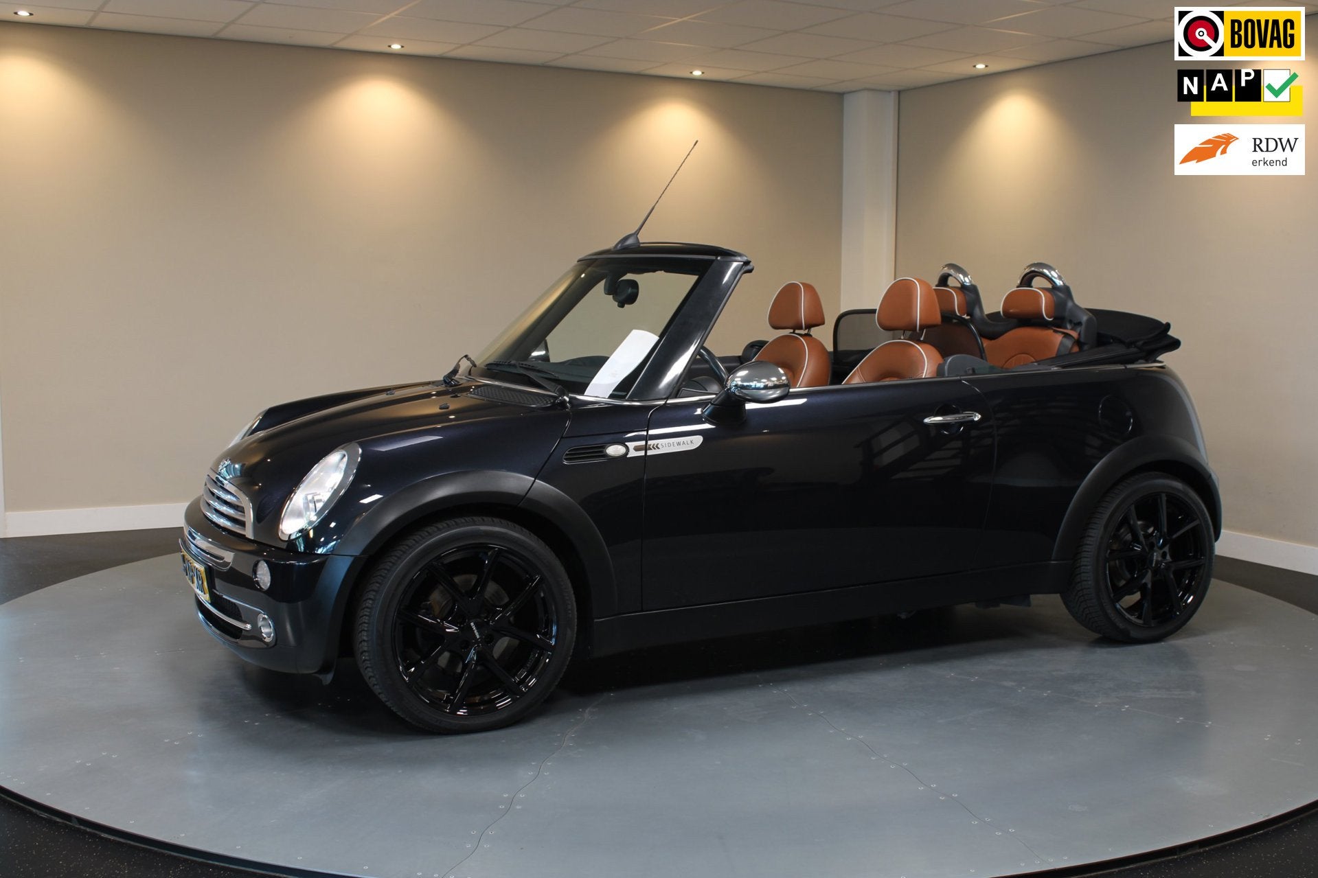 Mini Cabrio 1.6 Cooper Sidewalk *Automaat* Special Edition|L, Auto's, Mini, Gebruikt, 4 cilinders, 4 stoelen, 116 pk